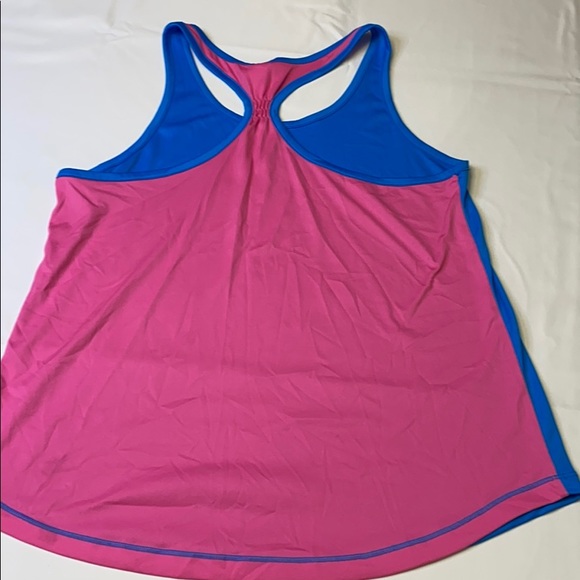 Girls under armour tank size xl - Picture 3 of 3